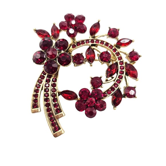 Vtg Red Rhinestone Brooch Floral Spray Wreath Mid-Century Festive Holiday Stmt - Picture 1 of 7